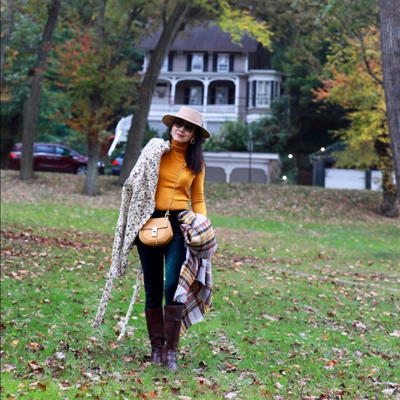 Women Blanket Oversized Tartan Scarf Wrap Shawl - Picture 3 of 4